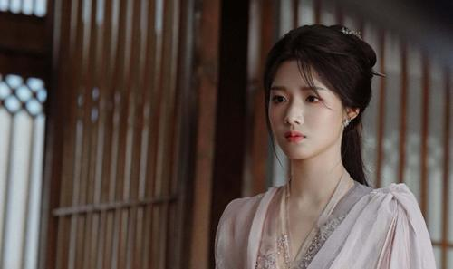 Lu Yuxiao as Ming Yi in Love in the Clouds Chinese xianxia drama