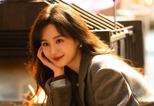 Zheng Hehuizi as Ruan Yu in You Are My Fateful Love drama