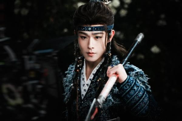 Tian Jiarui as Ji Ling in Veil of Shadows showing mysterious character expression