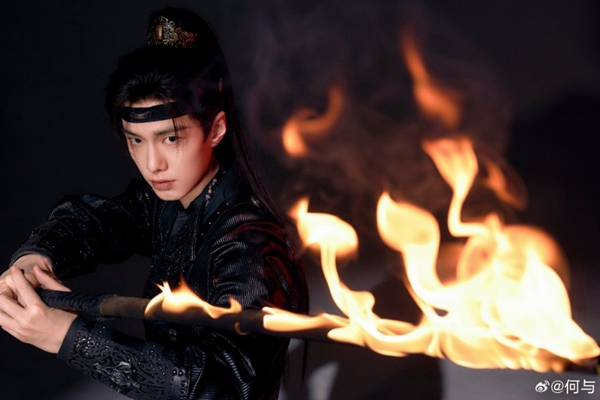 He Yu as Crown Prince Xiao Huayong in Blossoms of Power